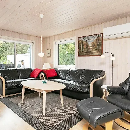 6 Person In Ulfborg 3* Fjand Gårde